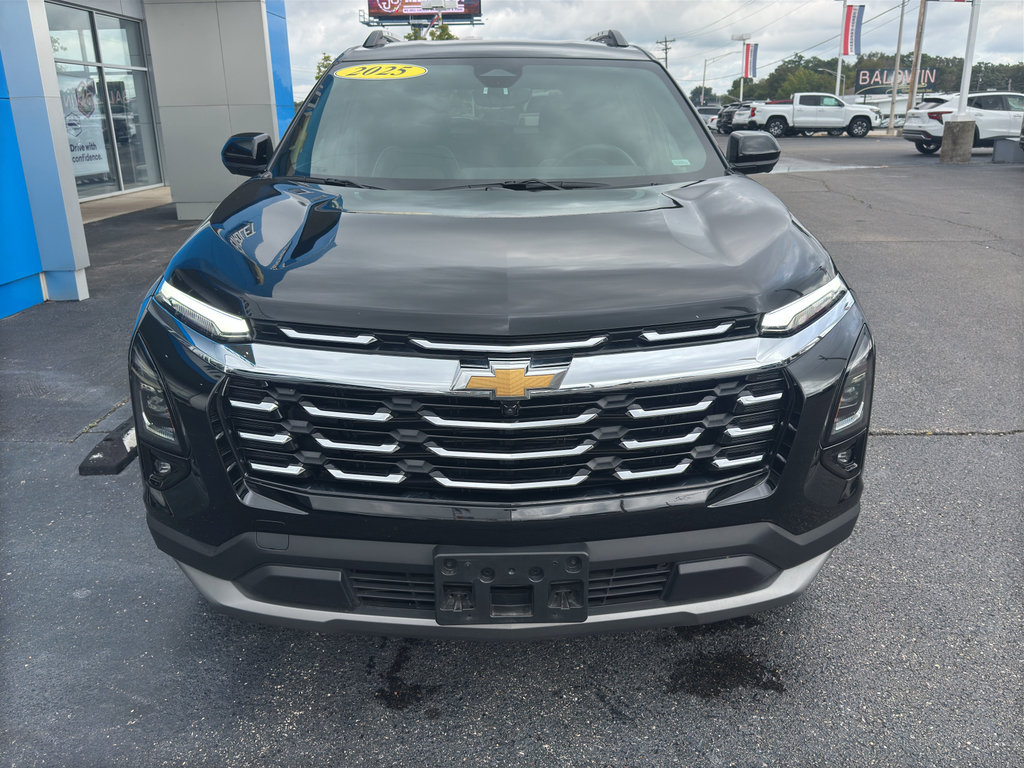 Used 2025 Chevrolet Equinox LT w/ Convenience Package II image 3