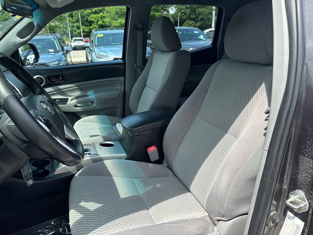 Used 2015 Toyota Tacoma 4x4 Double Cab w/ SR5 Package image 15