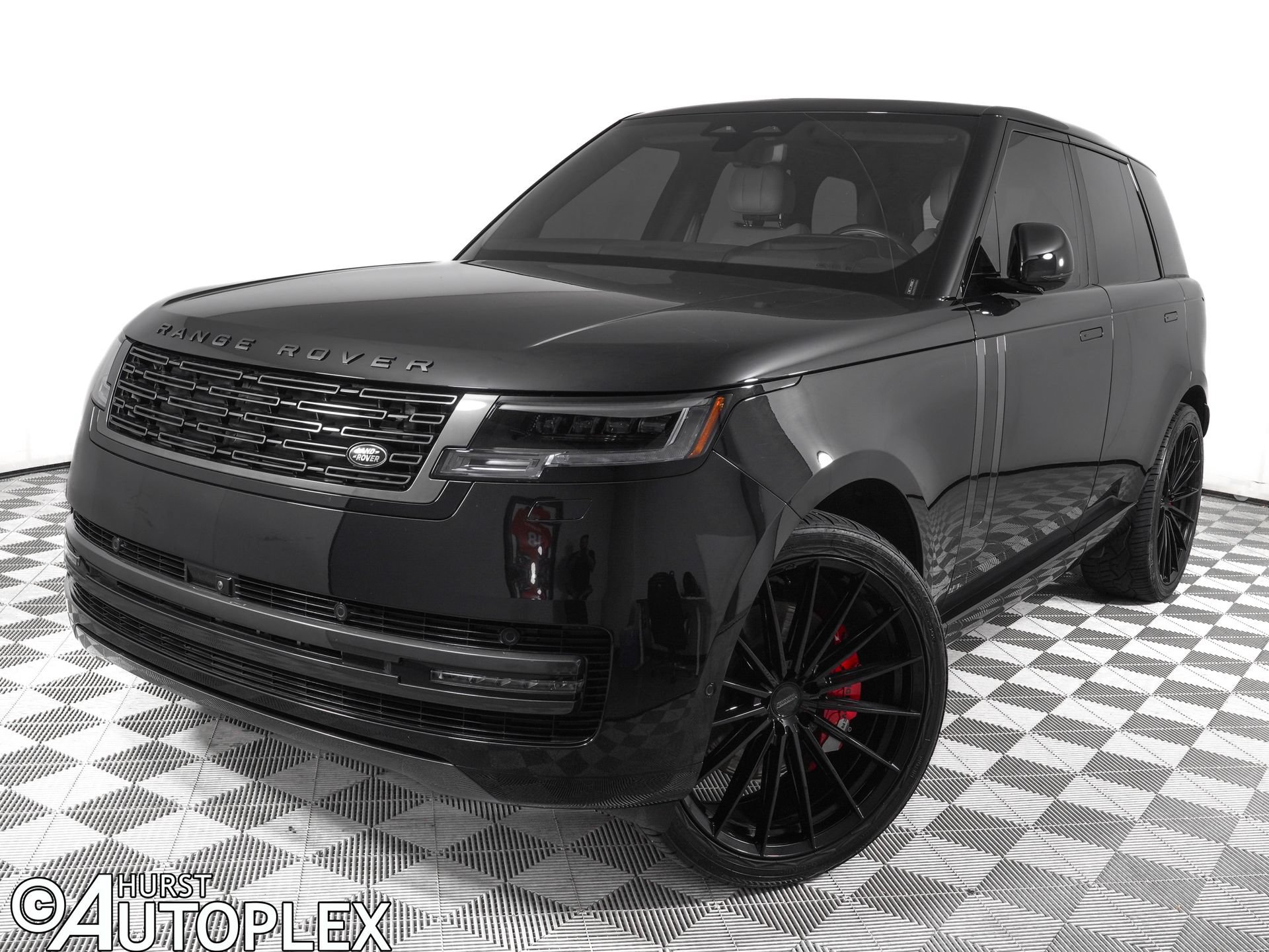 Used 2025 Land Rover Range Rover SE AWD/4WD image 1