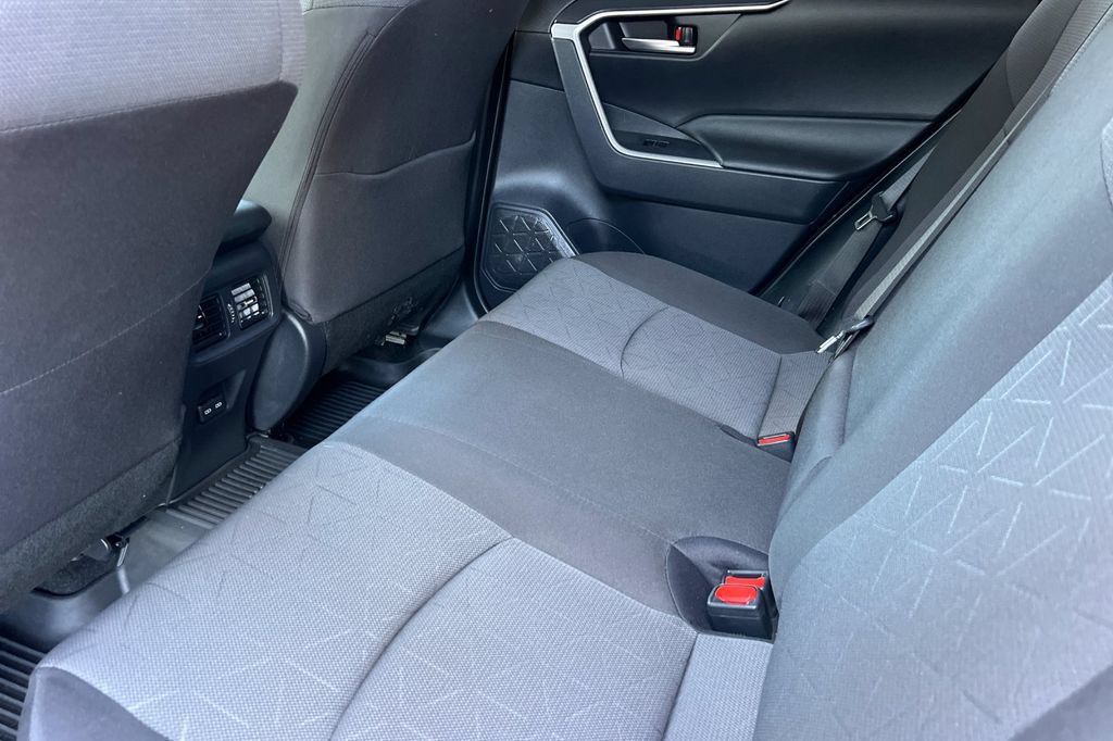 Certified 2025 Toyota RAV4 XLE AWD/4WD image 14