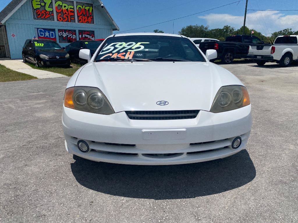 Used 2004 Hyundai Tiburon GT FWD image 4