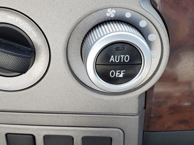 Used 2010 Toyota Tundra Limited AWD/4WD image 30