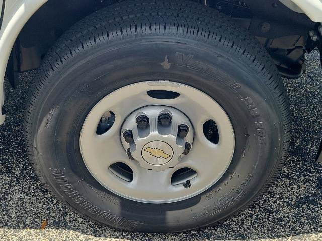 New 2026 Chevrolet Express 3500 Extended w/ Driver Convenience Package RWD image 13