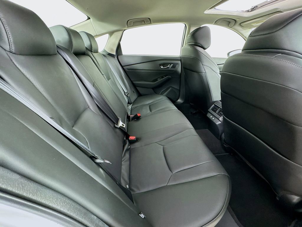 Used 2025 Honda Accord Touring image 35