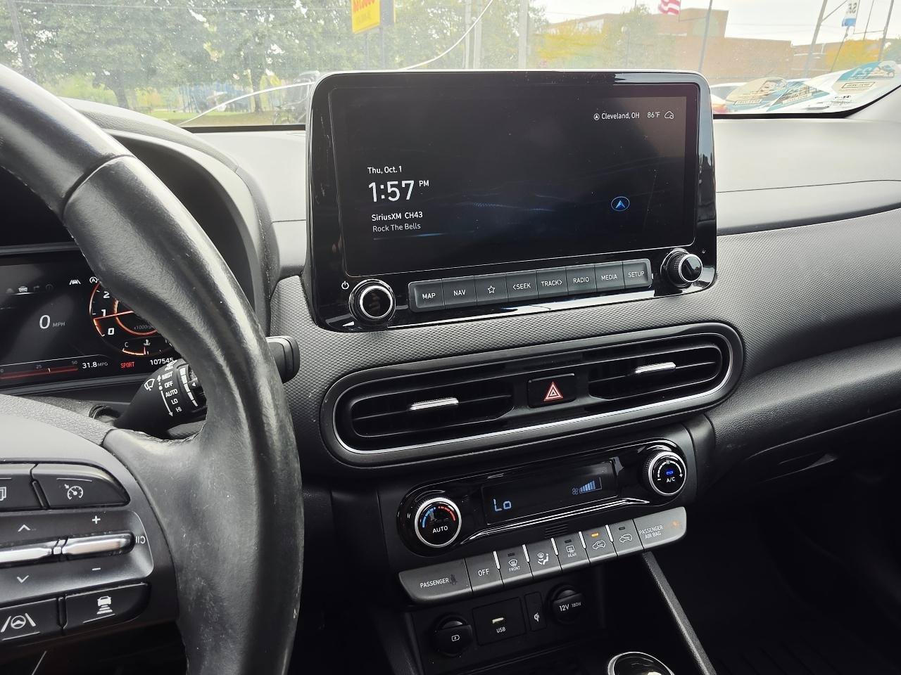 Used 2022 Hyundai Kona Limited FWD image 35