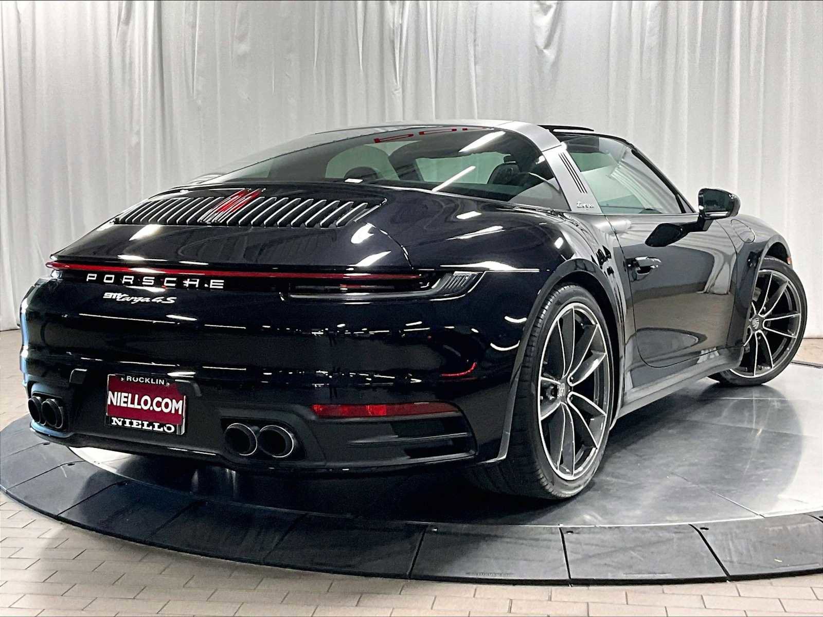 Used 2021 Porsche 911 Targa 4S AWD/4WD image 9
