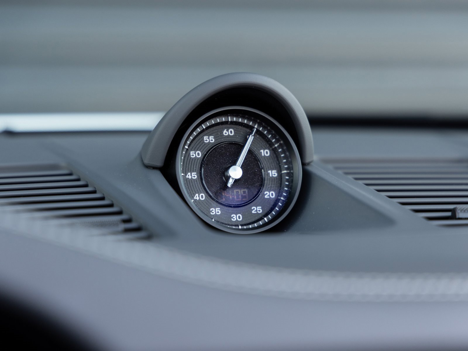 Used 2024 Porsche 911 Carrera S image 18