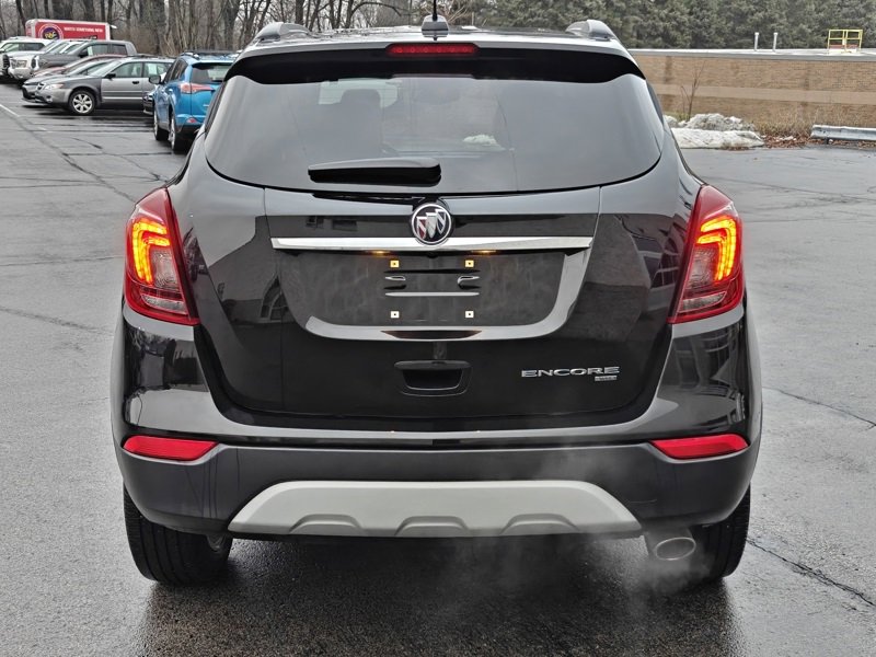 Certified 2022 Buick Encore Preferred w/ Safety Package image 7