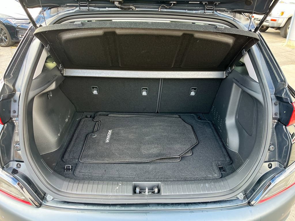 Used 2023 Hyundai Kona Limited image 27