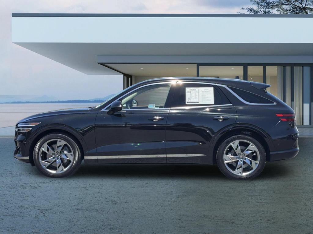Used 2023 Genesis Electrified GV70 AWD/4WD image 8