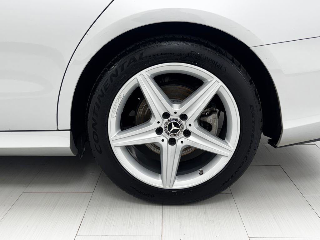 Used 2018 Mercedes-Benz E 300 4MATIC image 48