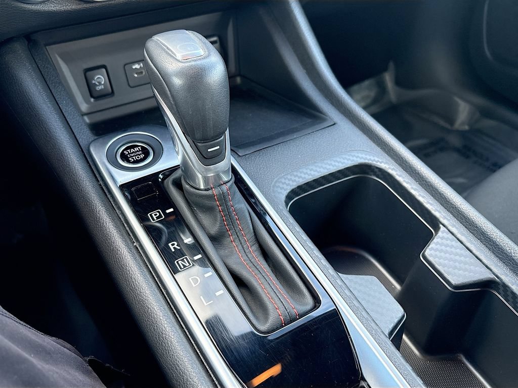 Used 2025 Nissan Sentra SR FWD image 16
