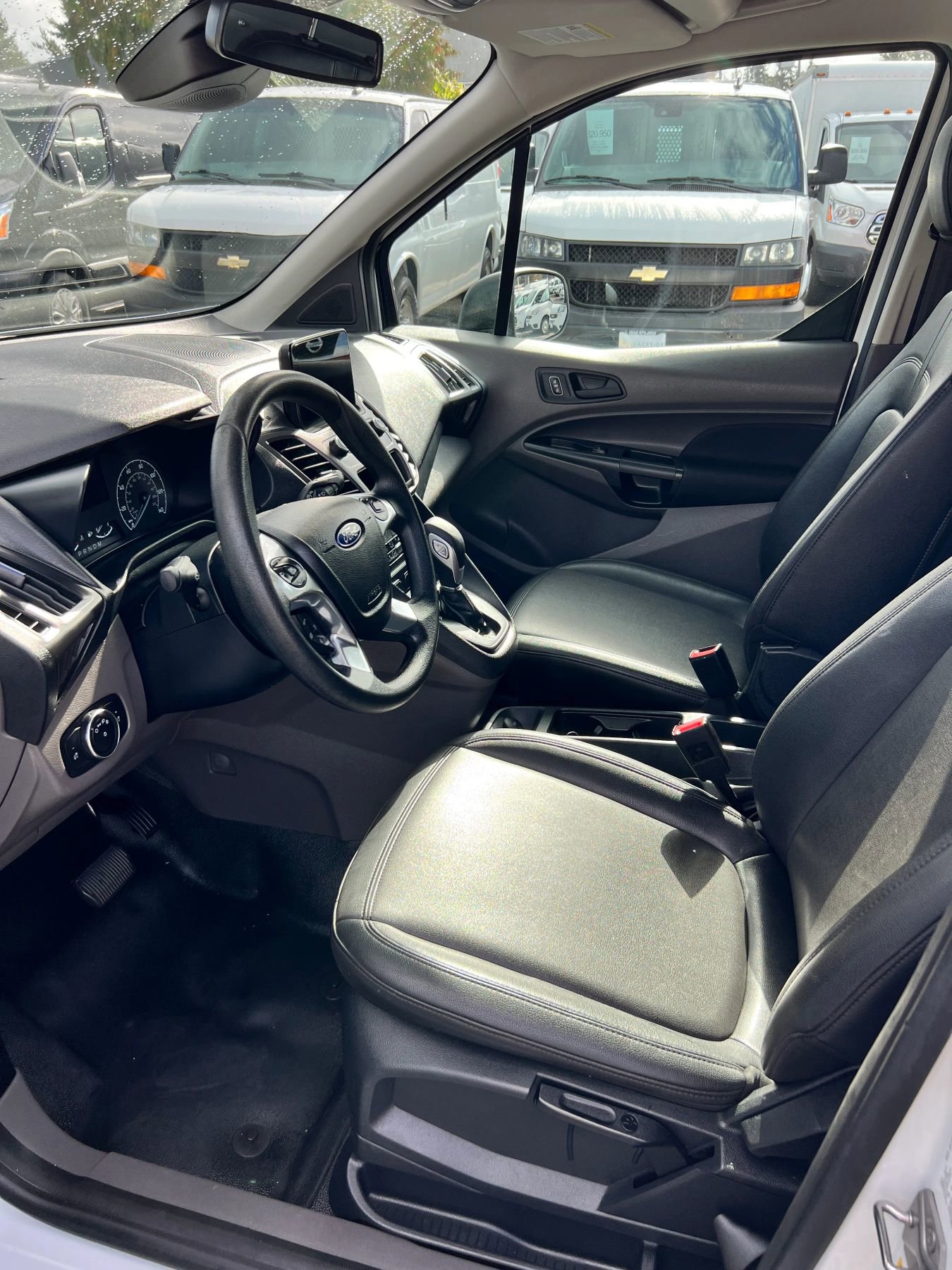 Used 2022 Ford Transit Connect XL image 10