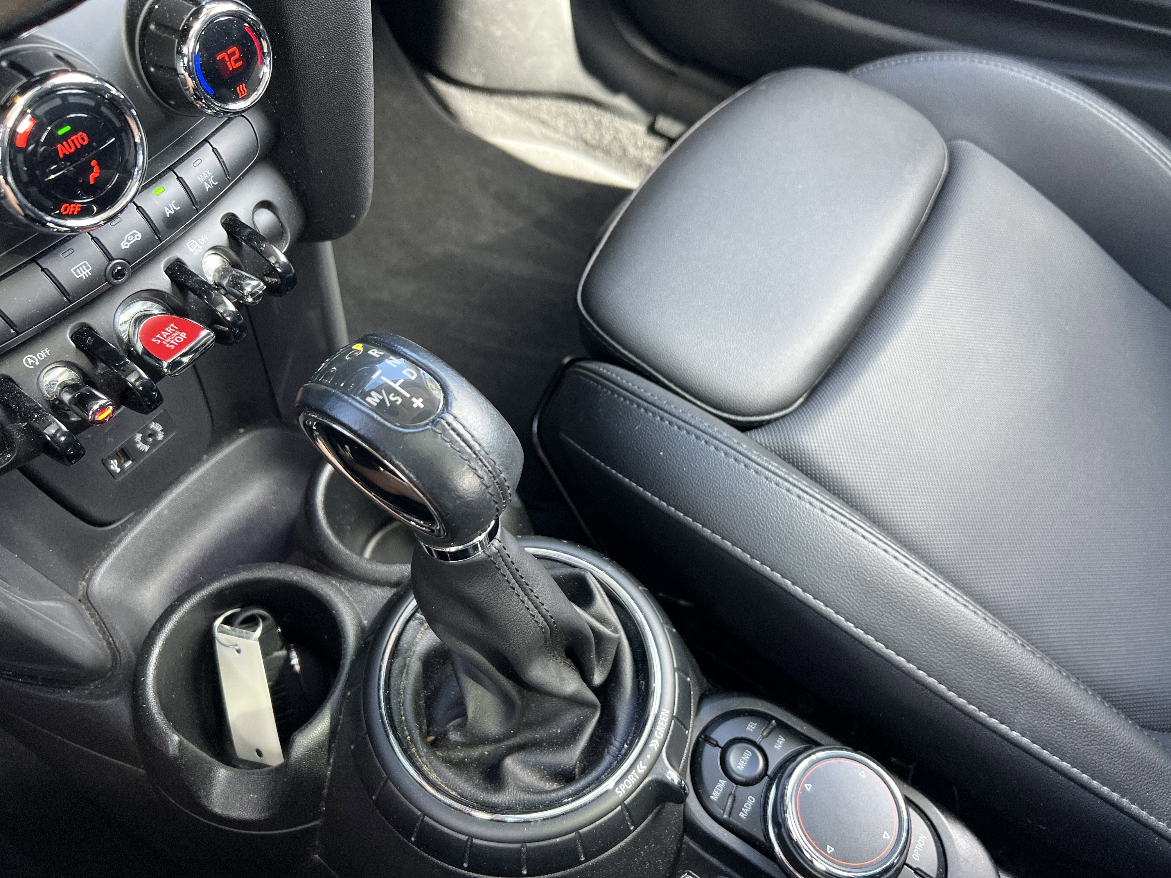 Used 2017 MINI Cooper 2-Door Hardtop FWD image 26