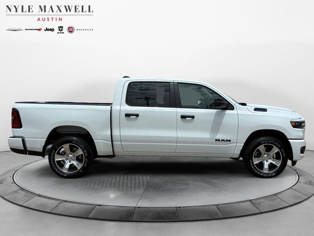 New 2026 RAM 1500 Express RWD image 17