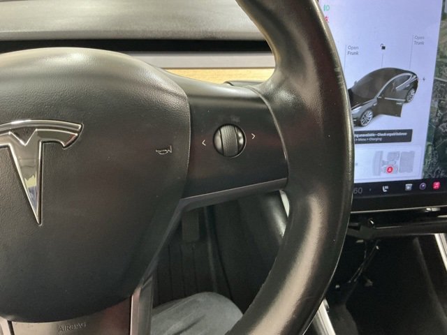 Used 2018 Tesla Model 3 Mid Range image 26
