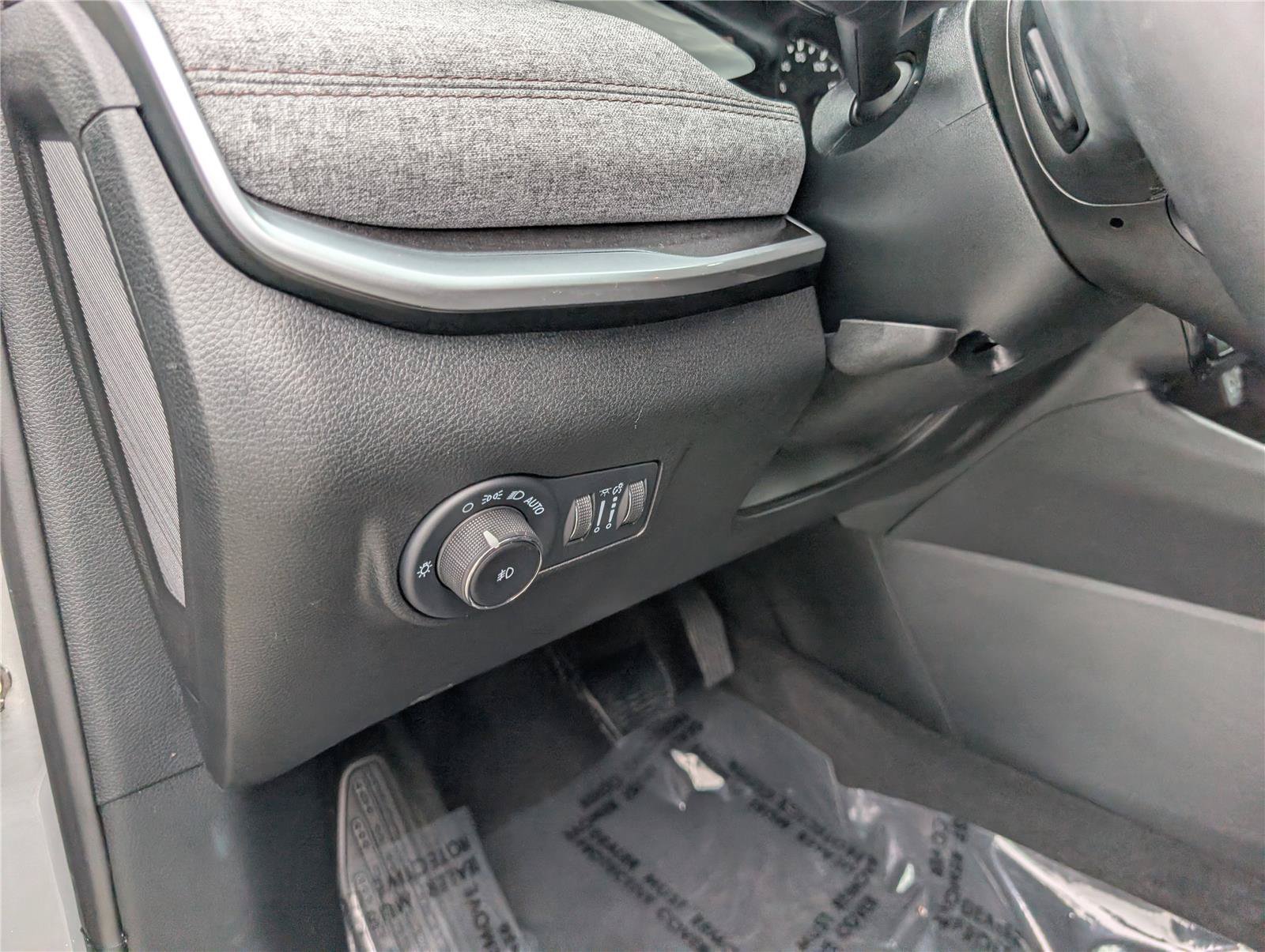 Used 2024 Jeep Compass Latitude AWD/4WD image 22