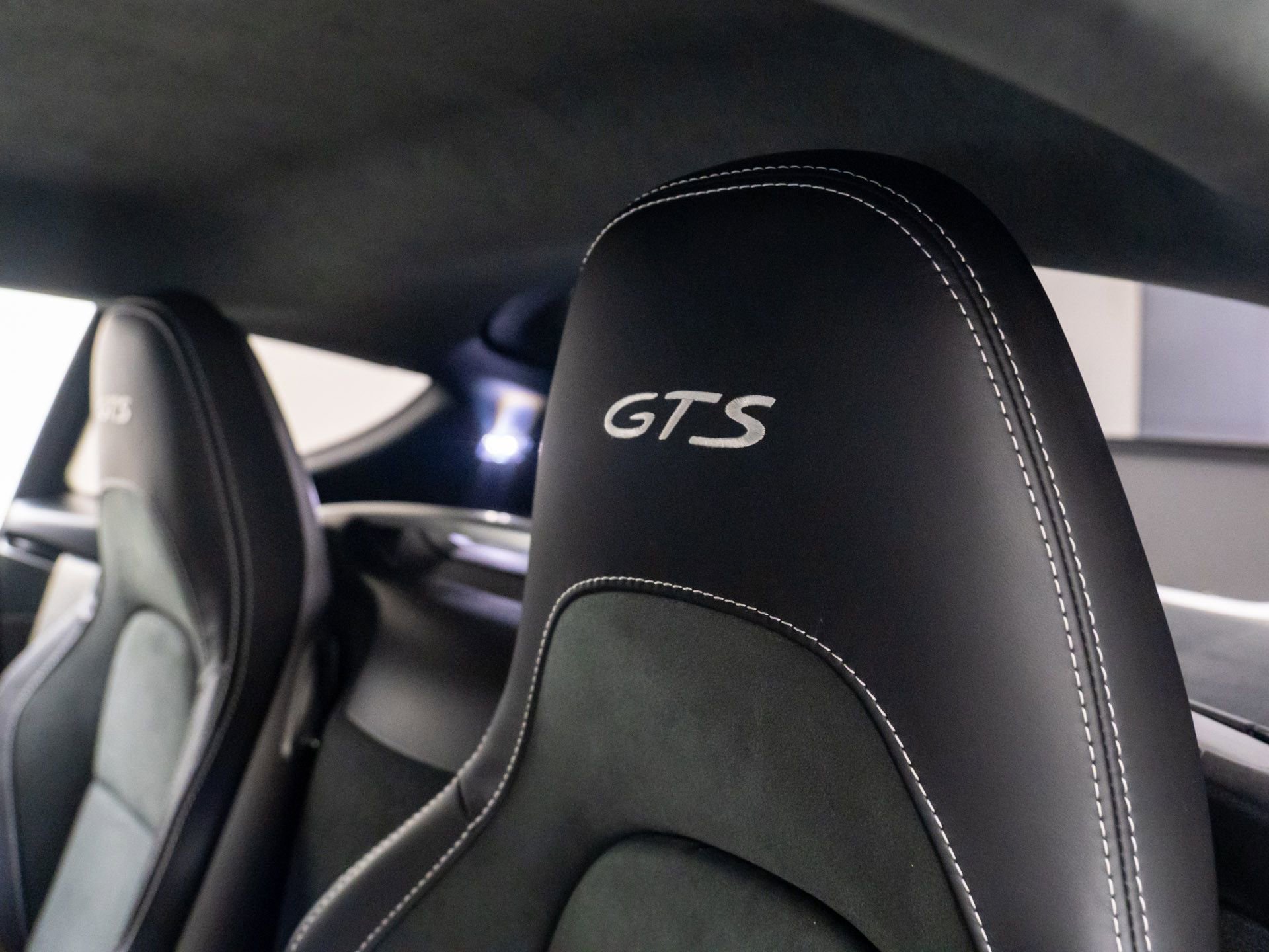 Certified 2024 Porsche 718 Cayman GTS image 19