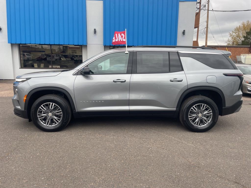 New 2026 Chevrolet Traverse LT image 8