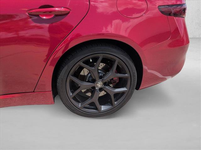 Used 2020 Alfa Romeo Giulia w/ Nero Edizione RWD image 23