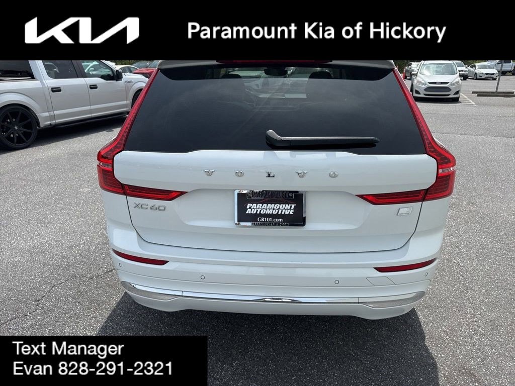 Used 2022 Volvo XC60 T8 Inscription image 6