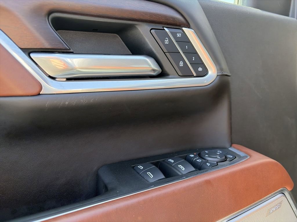 Certified 2024 GMC Sierra 3500 Denali Ultimate AWD/4WD image 31