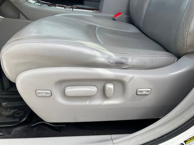 Used 2013 Toyota Highlander Limited image 12