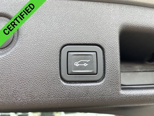 Used 2024 Chevrolet Equinox LT w/ LPO, Floor Liner Package image 17