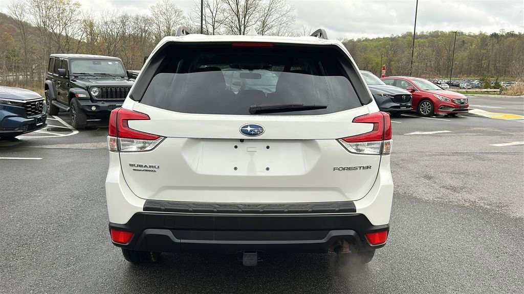 Used 2023 Subaru Forester Premium AWD/4WD image 5