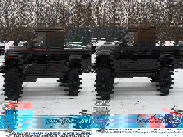 New 2026 Jeep Gladiator Mojave image 2