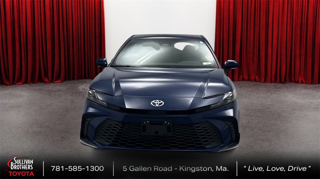New 2026 Toyota Camry SE image 2