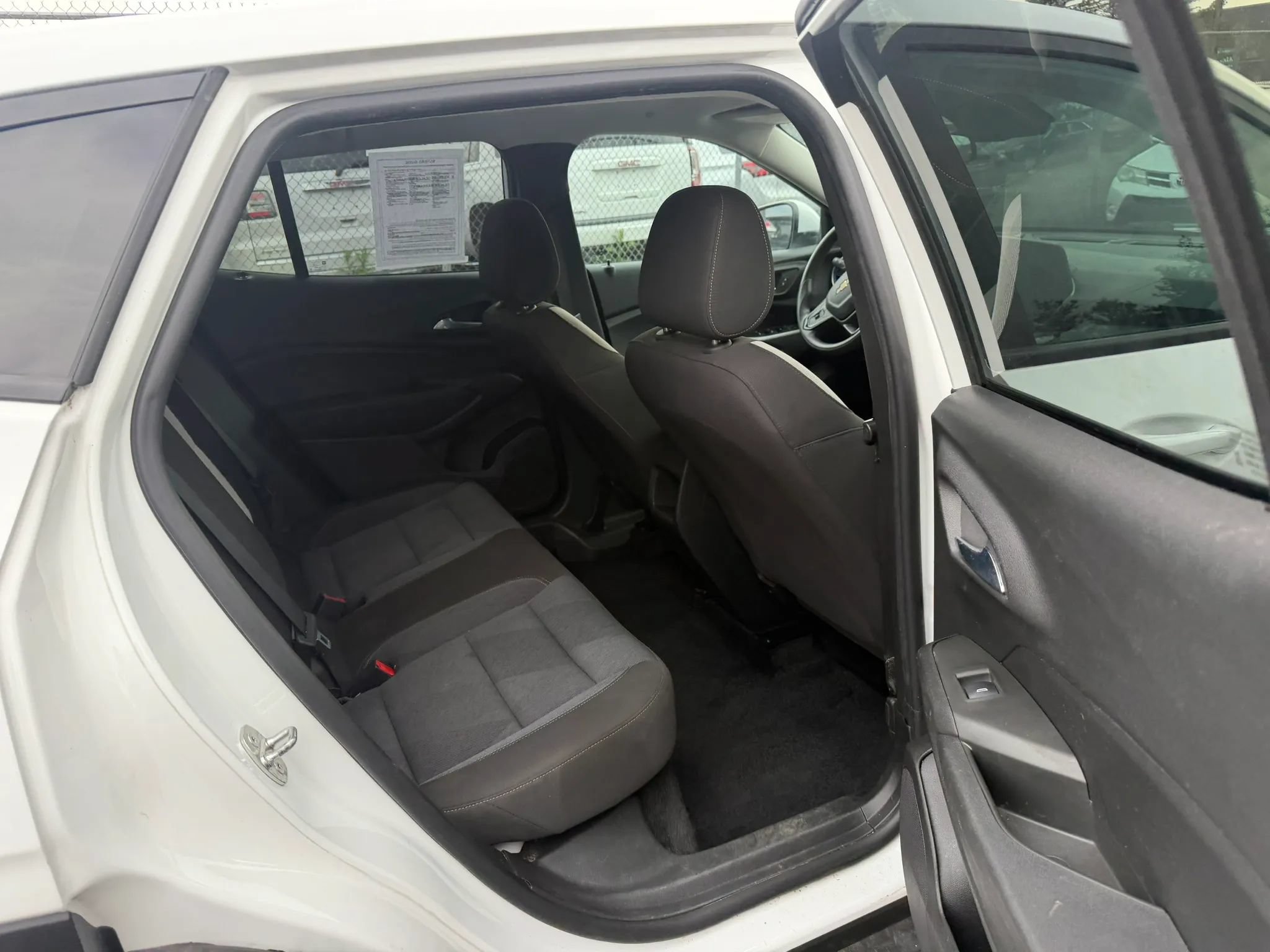 Used 2024 Chevrolet Trax LS w/ LS Convenience Package FWD image 26