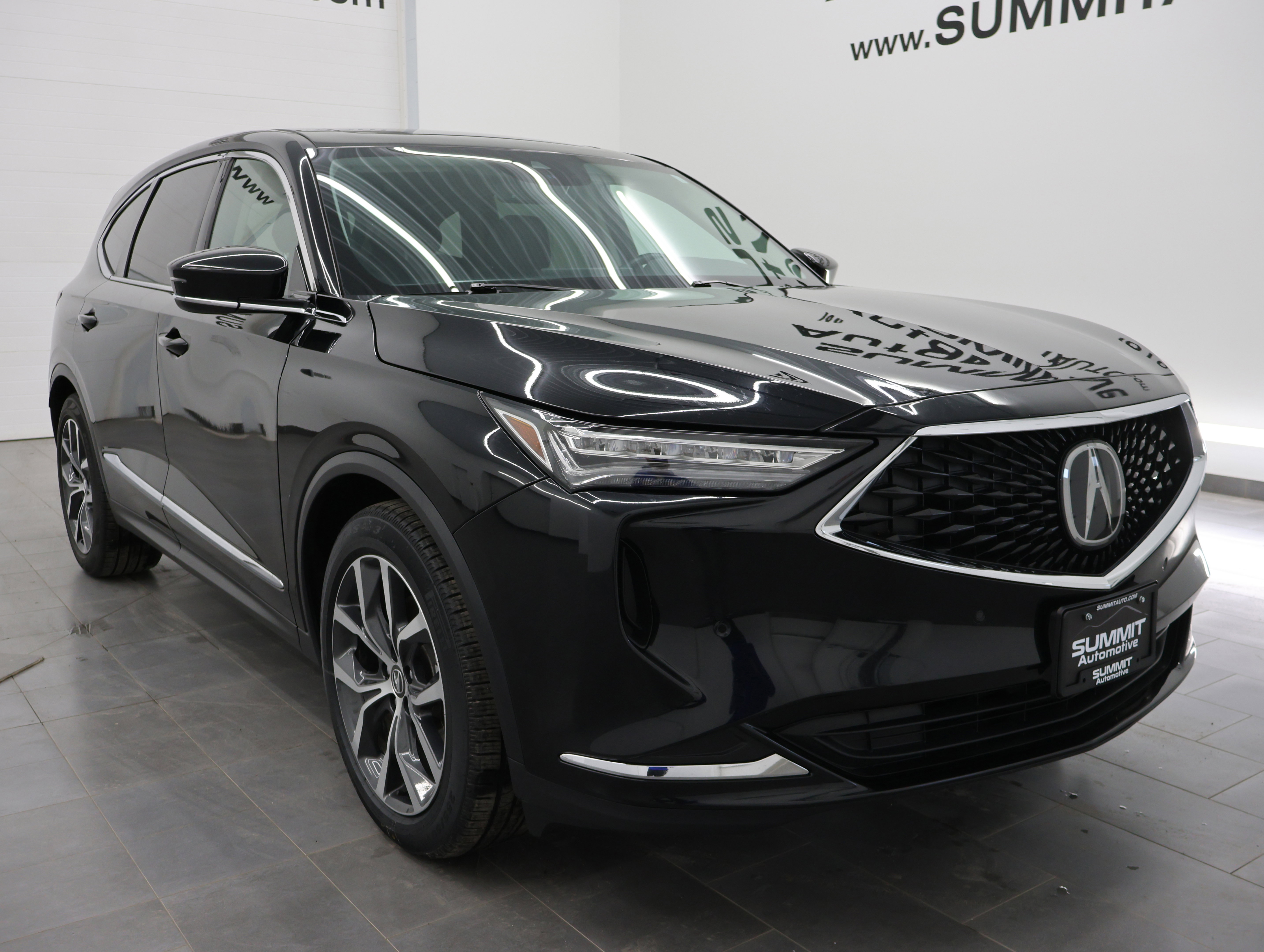 Used 2022 Acura MDX w/Technology Package image 2