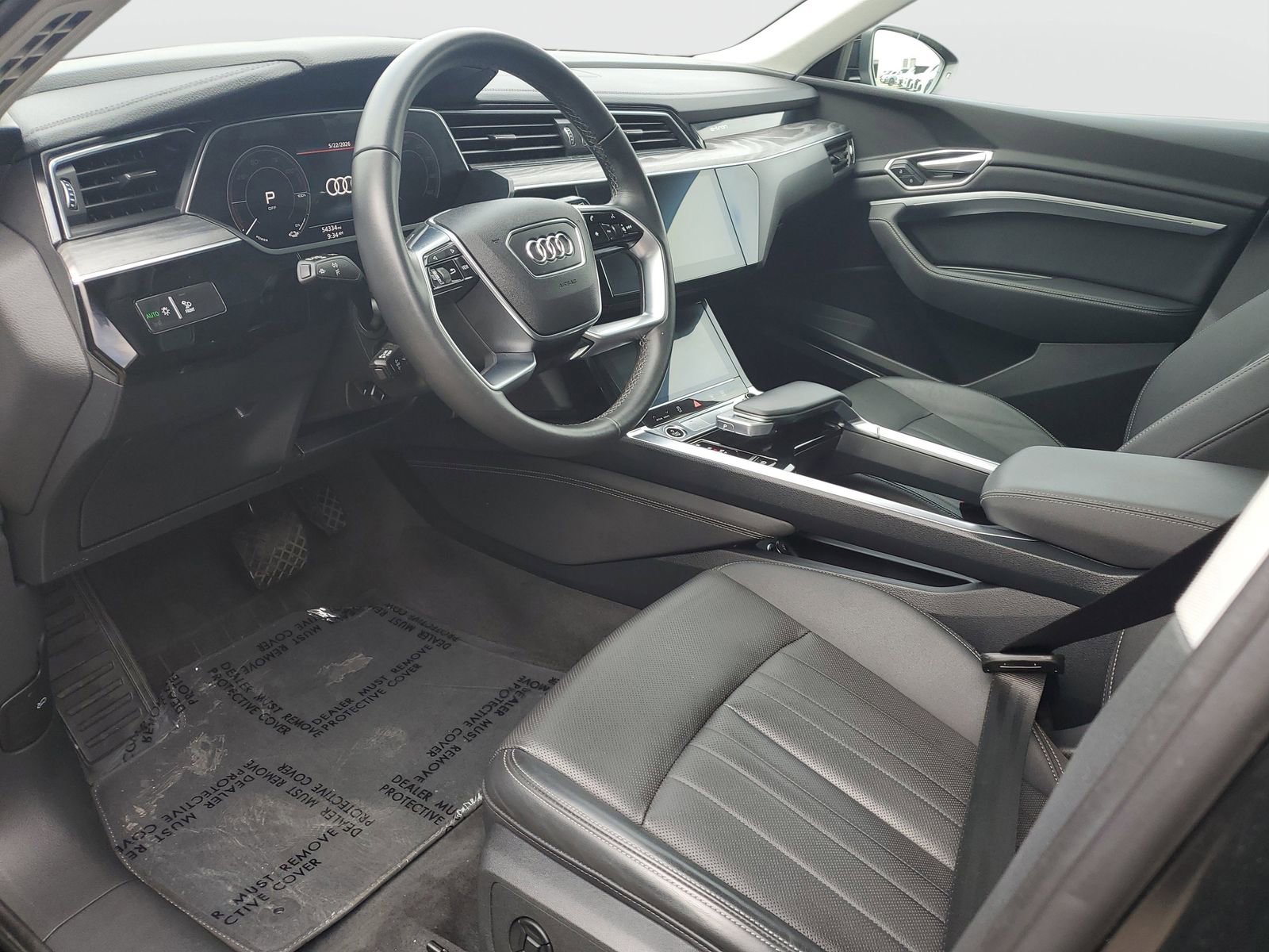 Used 2023 Audi e-tron Premium Plus w/ Premium Plus Package AWD/4WD image 18