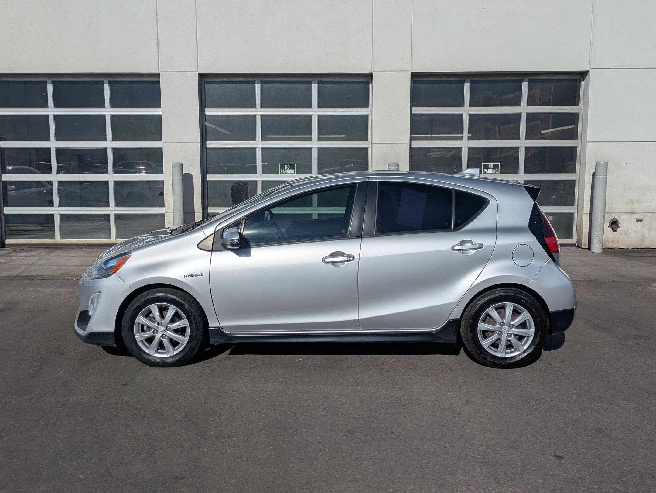 Used 2017 Toyota Prius C Three FWD image 9