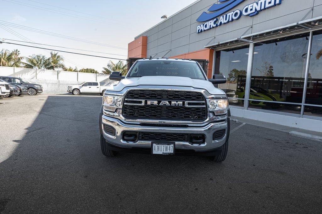 Used 2019 RAM 5500 Tradesman RWD image 4