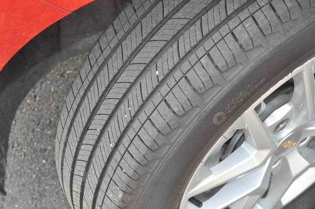 Used 2023 Chevrolet Equinox LT FWD image 37