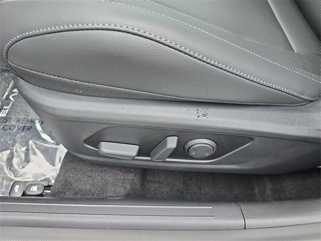 New 2025 Hyundai Elantra Limited image 12