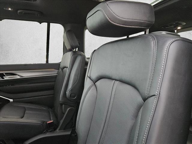 New 2026 Jeep Grand Wagoneer Limited image 16