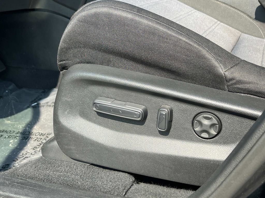 Used 2022 Honda CR-V EX image 28