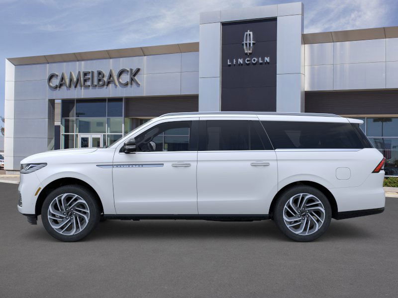 New 2026 Lincoln Navigator L Reserve image 3
