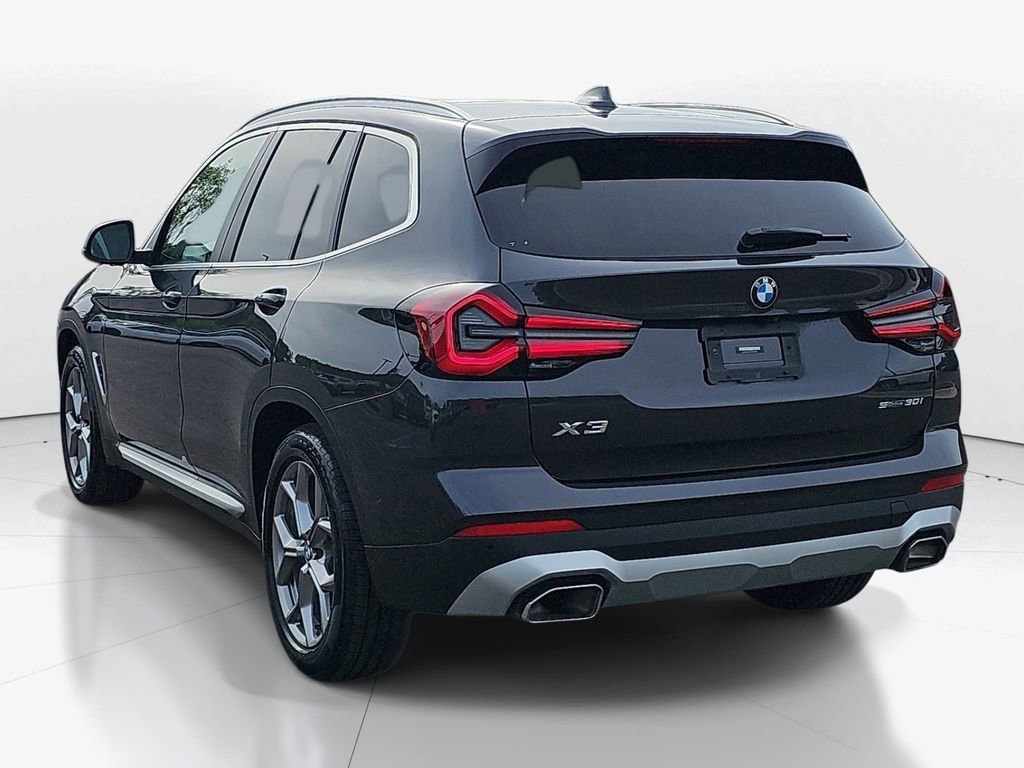 Used 2023 BMW X3 sDrive30i w/ Premium Package image 7