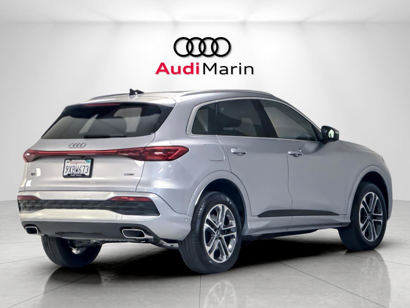 Certified 2025 Audi Q5 Premium w/ Convenience Package AWD/4WD image 5