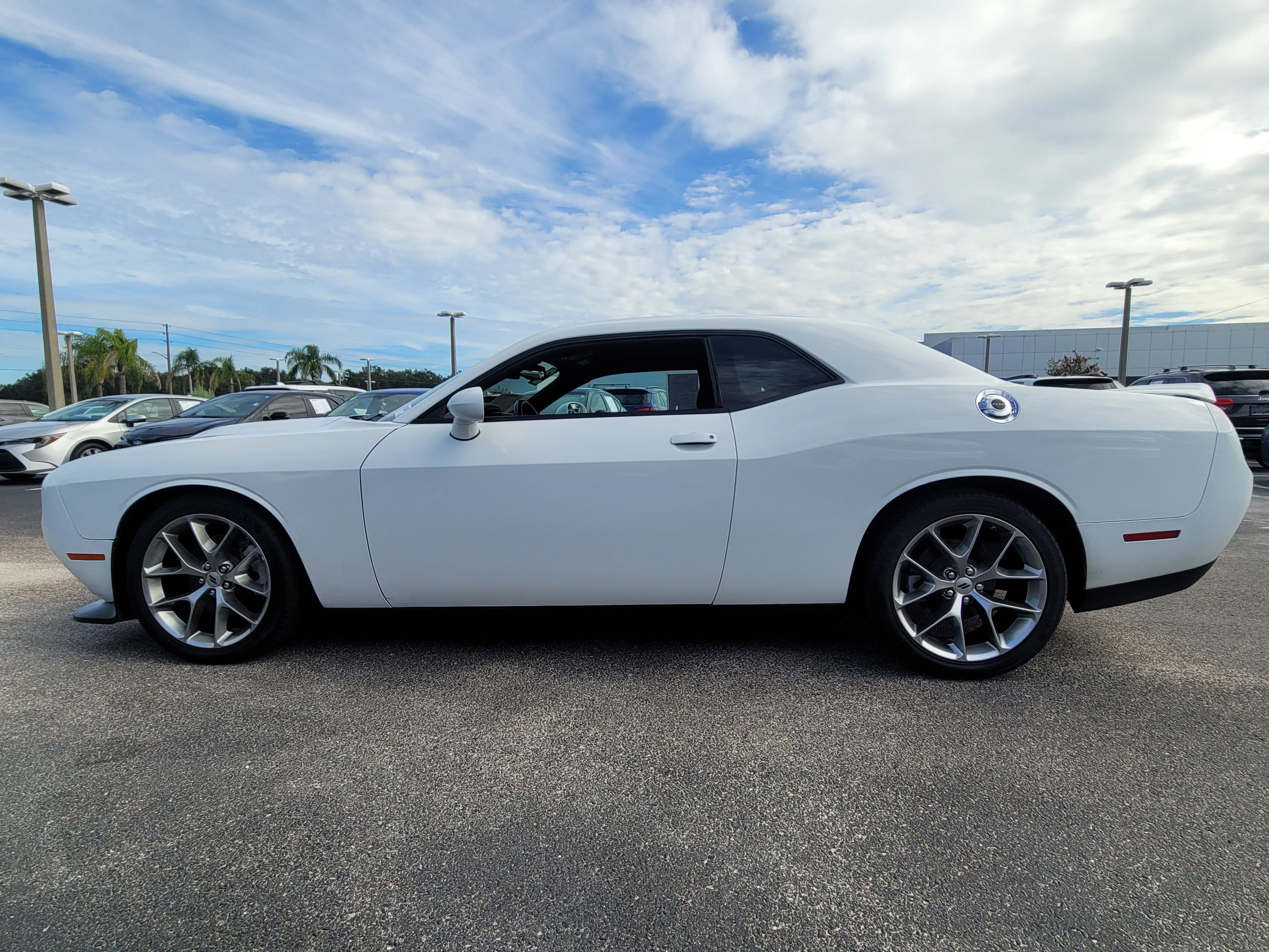Used 2022 Dodge Challenger GT RWD image 7