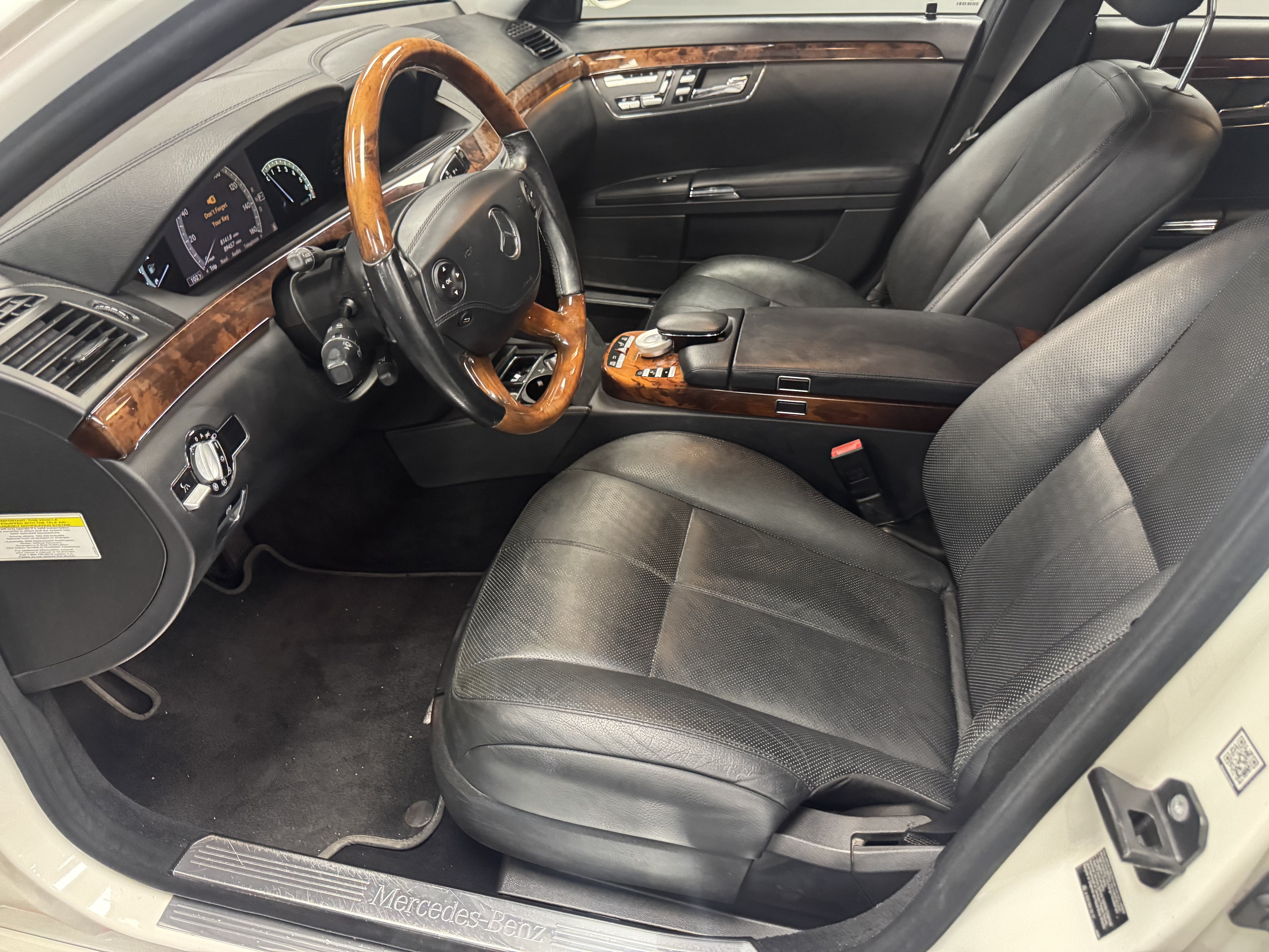 Used 2009 Mercedes-Benz S 550 4MATIC image 10