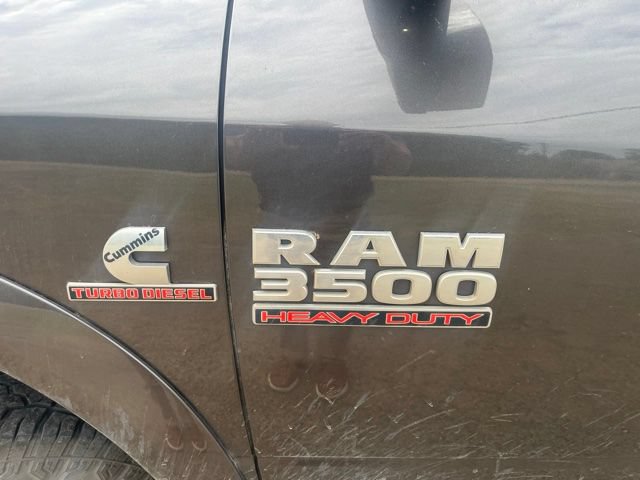 Used 2018 RAM 3500 Laramie w/ Convenience Group AWD/4WD image 6