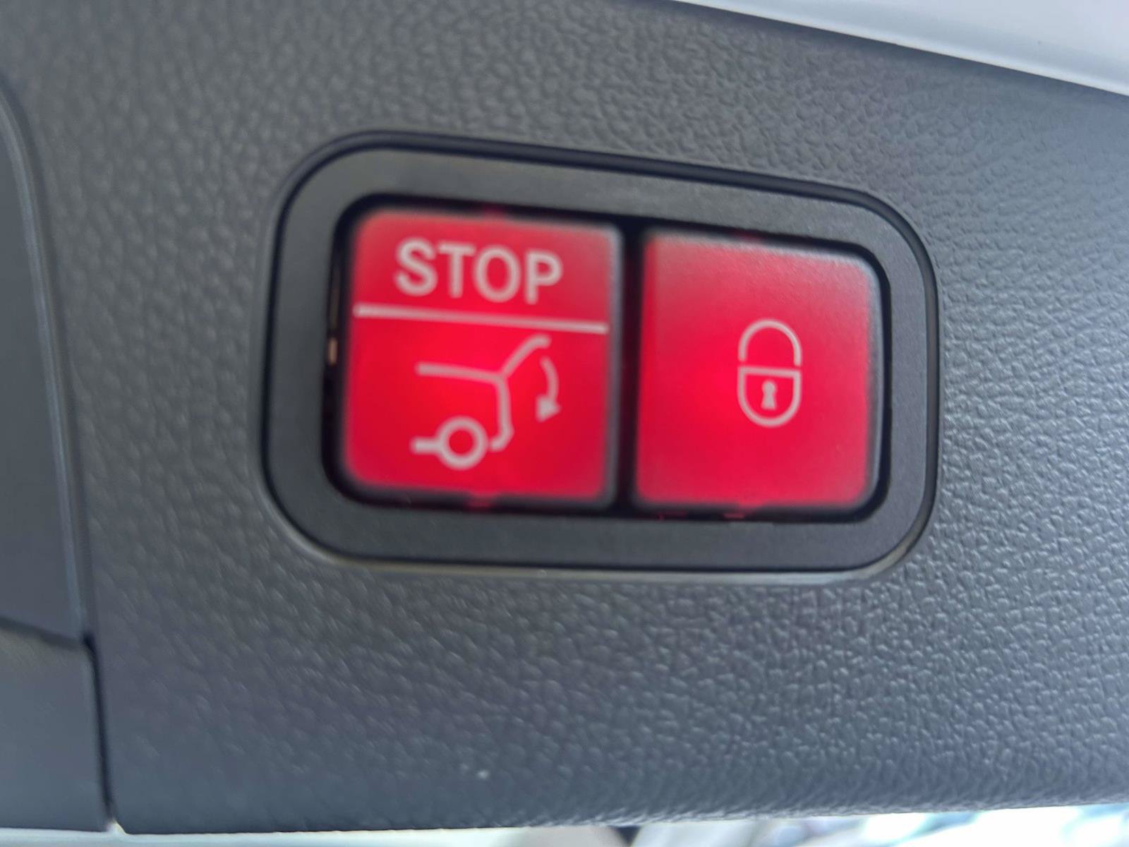 Used 2019 Mercedes-Benz GLC 300 image 13