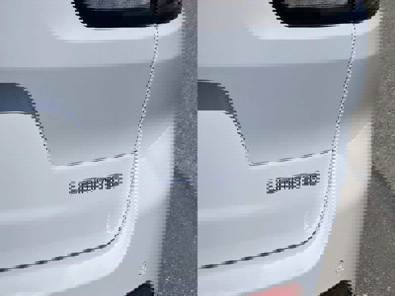 Used 2025 Jeep Grand Cherokee L Limited w/ Trailer Tow Package image 5