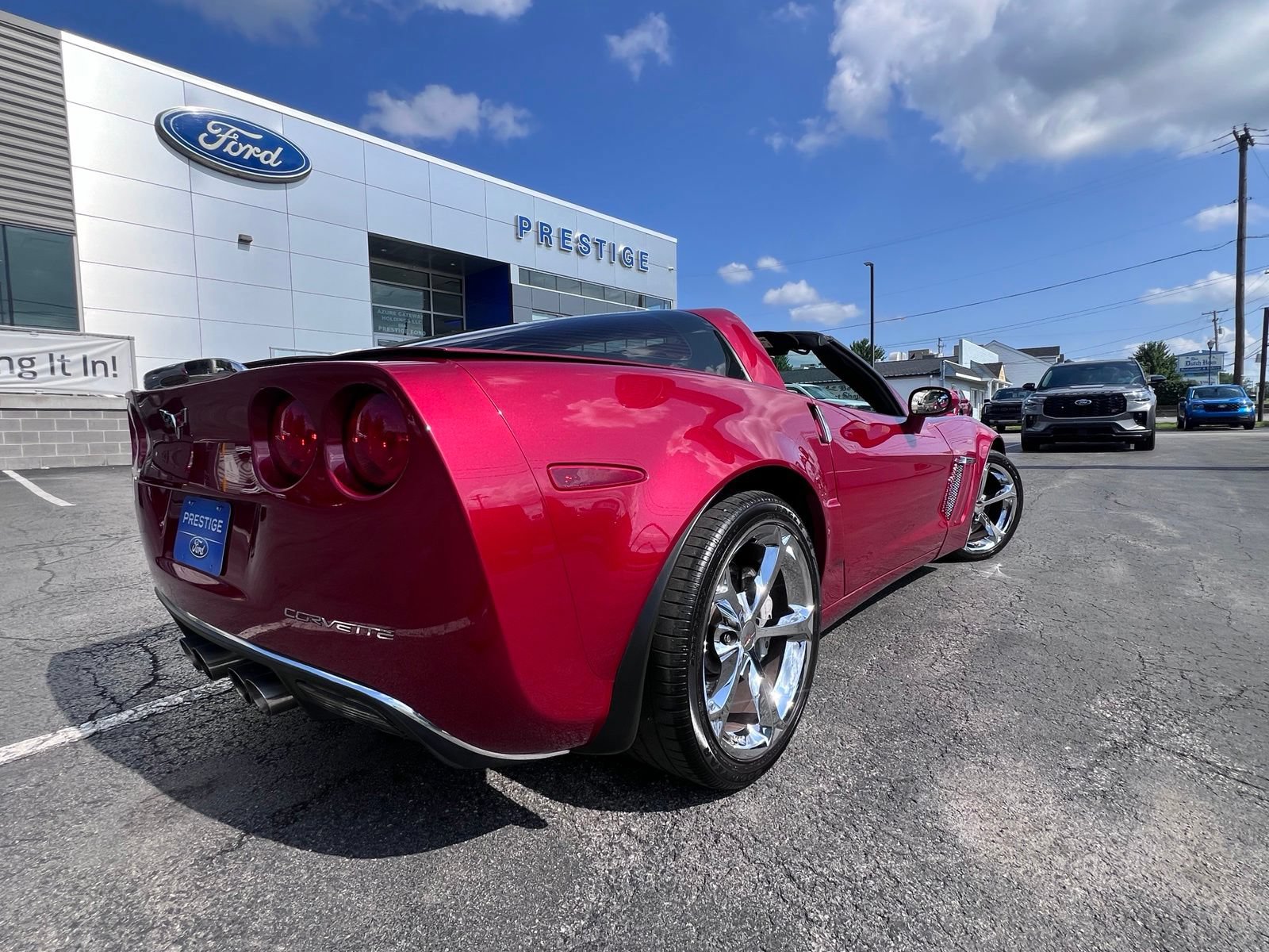 Used 2012 Chevrolet Corvette Grand Sport w/ 3LT Preferred Equipment Group RWD image 14