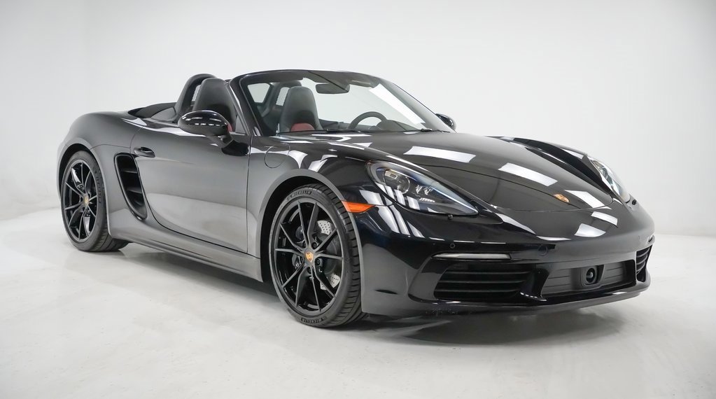 Used 2025 Porsche 718 Boxster image 8